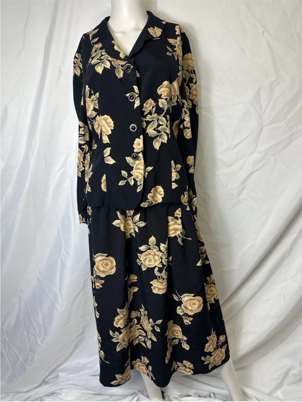 VINTAGE NORTON MCNAUGHTON SIZE 12 SKIRT SET 100% RAYON BLACK W FLORAL ACCENT